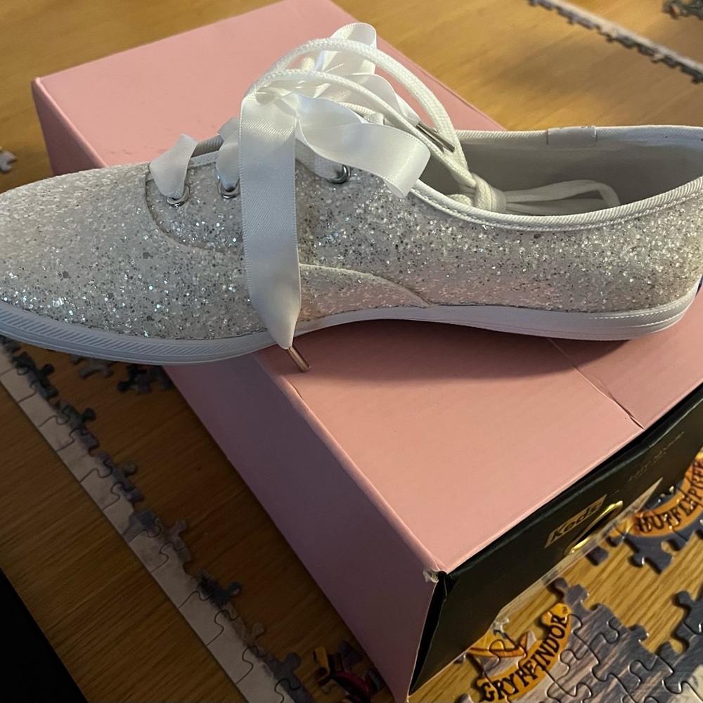 Keds by Kate Spade women’s size 8 brand new